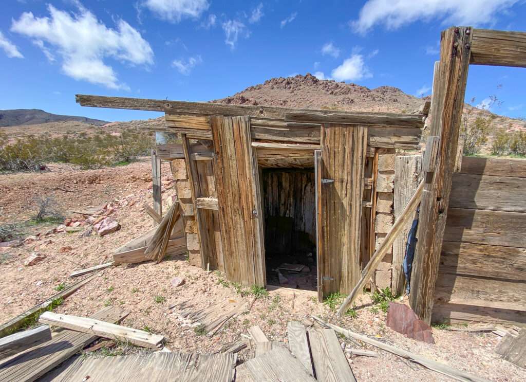 Rhyolite Ghost Town In Nevada Will Give You All The Spooky Summer Thrills -  Narcity