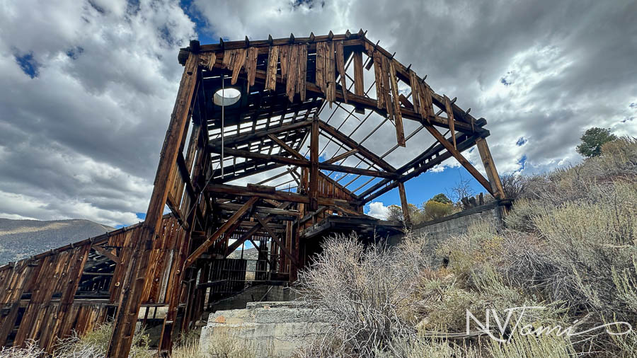 Ghost Towns mining camp mill Nye County Reese River abandoned Nevada Gold Park