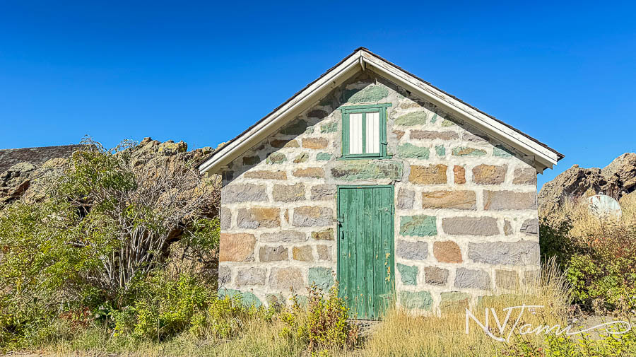 Elko County Nevada Ghost towns abandoned near me Jarbidge Gold Creek Ranger Station