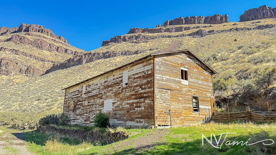 Elko County Nevada Ghost towns abandoned near me Jarbidge Stonwell Ranch Buesta Rowland